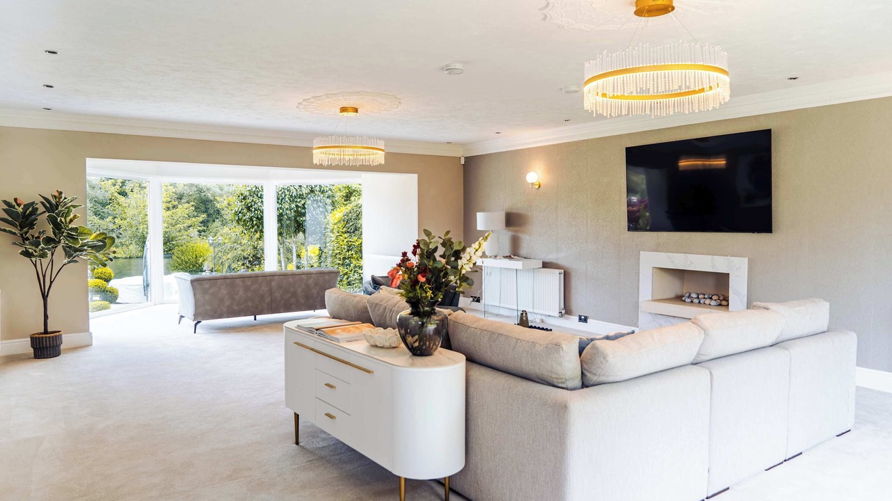 Photo of Livingroom in Fifield