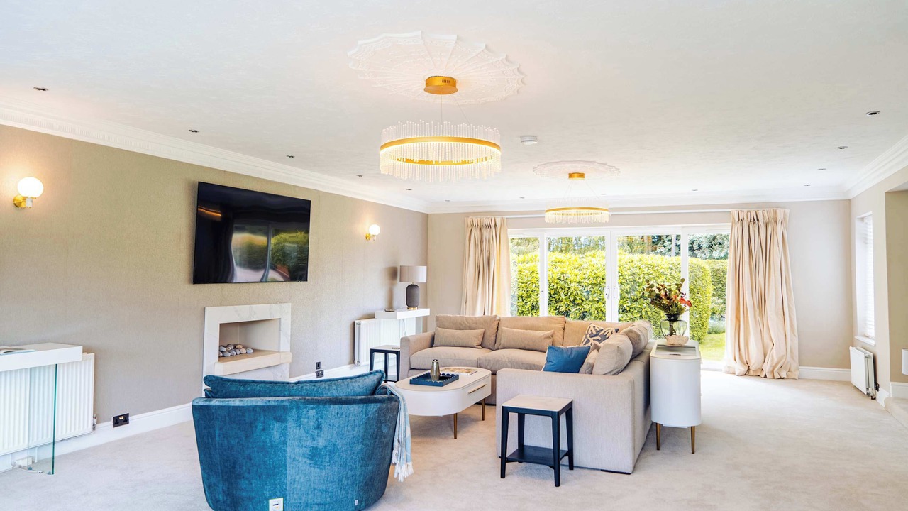 Photo of Livingroom in Fifield