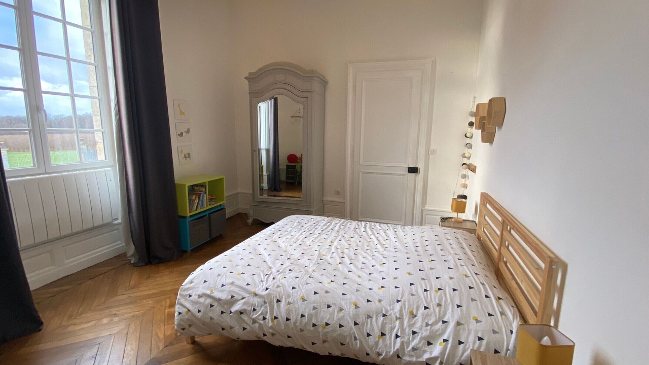Photo of Bedroom in Loury