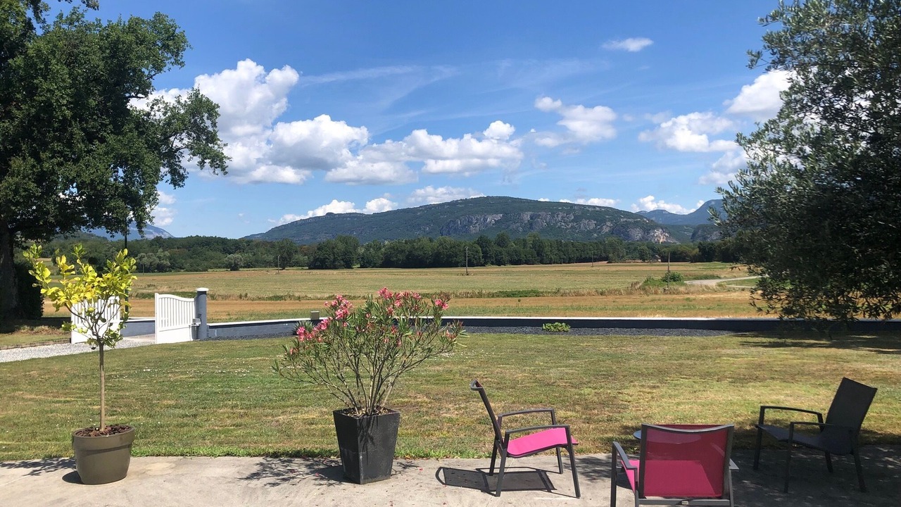 Photo of Patio Balcony in Peyrieu