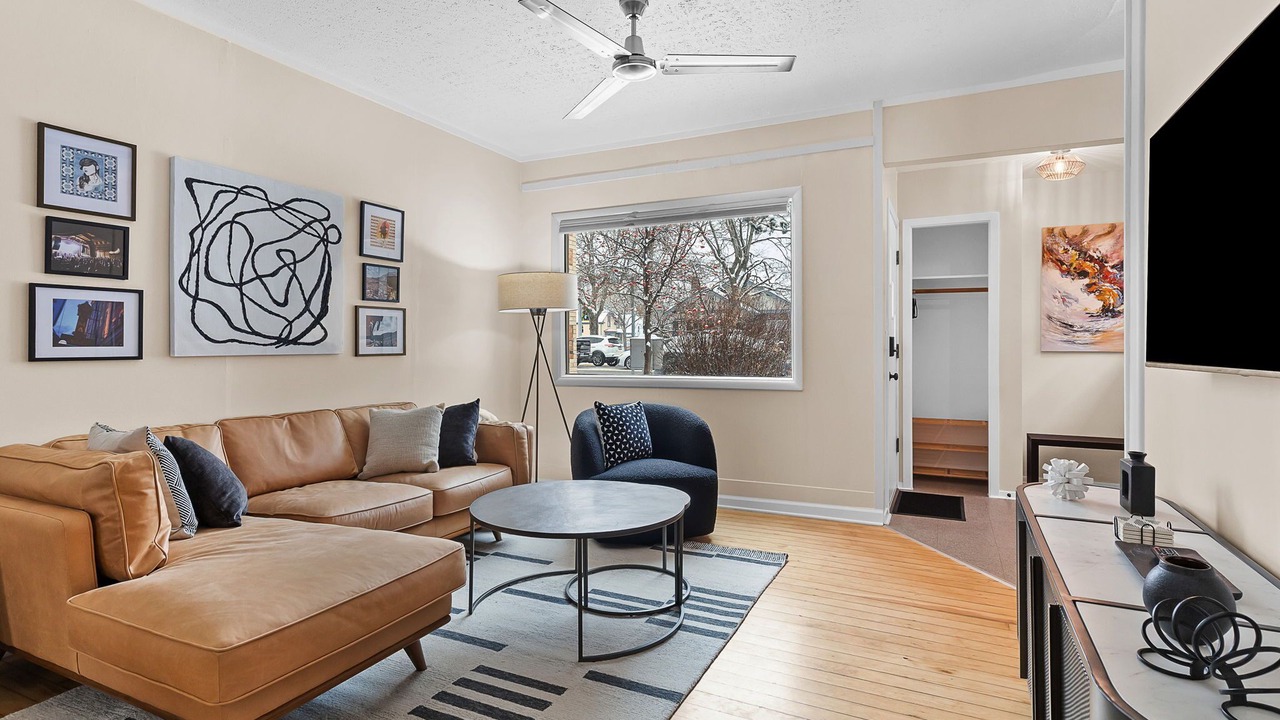 Photo of Livingroom in Heart of Missoula