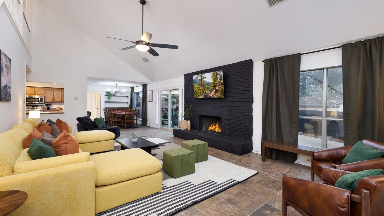 Photo of Bedroom in North Central Thousand Oaks
