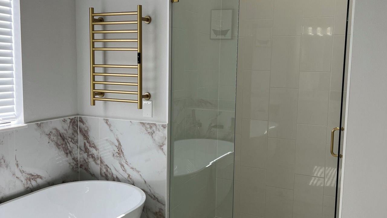 Photo of Bathroom in Pine Valley