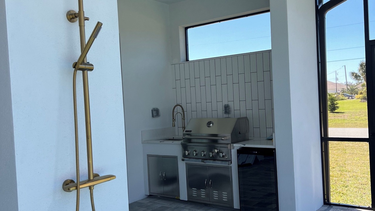 Photo of Patio Balcony in Pine Valley