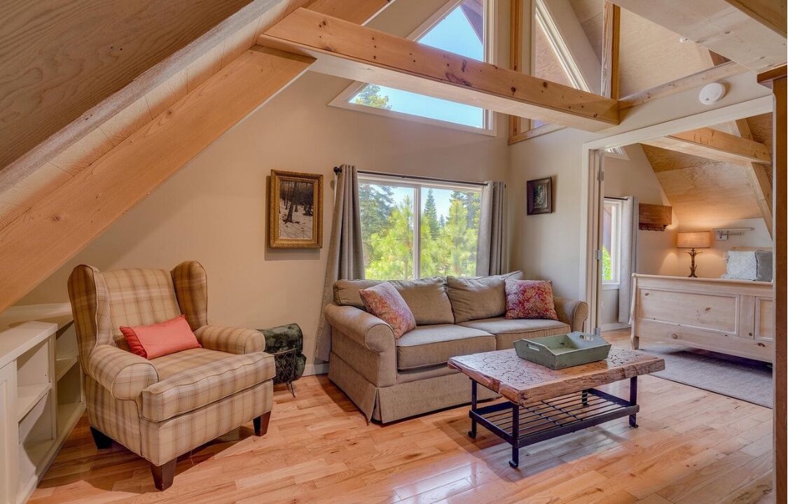 Photo of Livingroom in Carnelian Bay