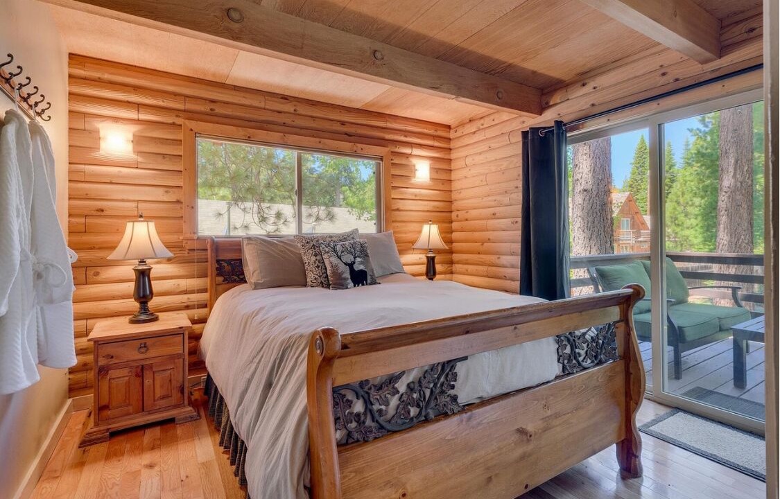 Photo of Bedroom in Carnelian Bay