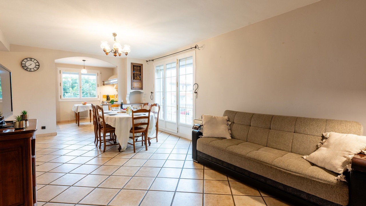 Photo of Livingroom in Coursan