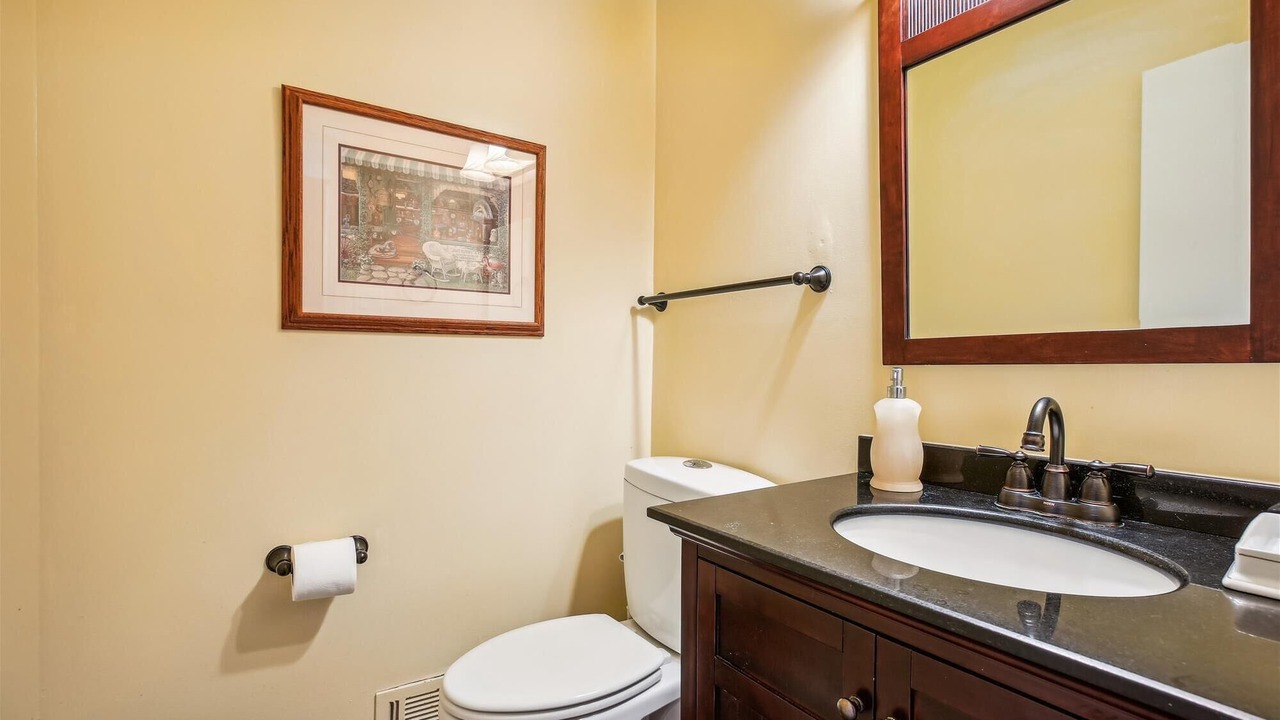 Photo of Bathroom in Aspen Hill