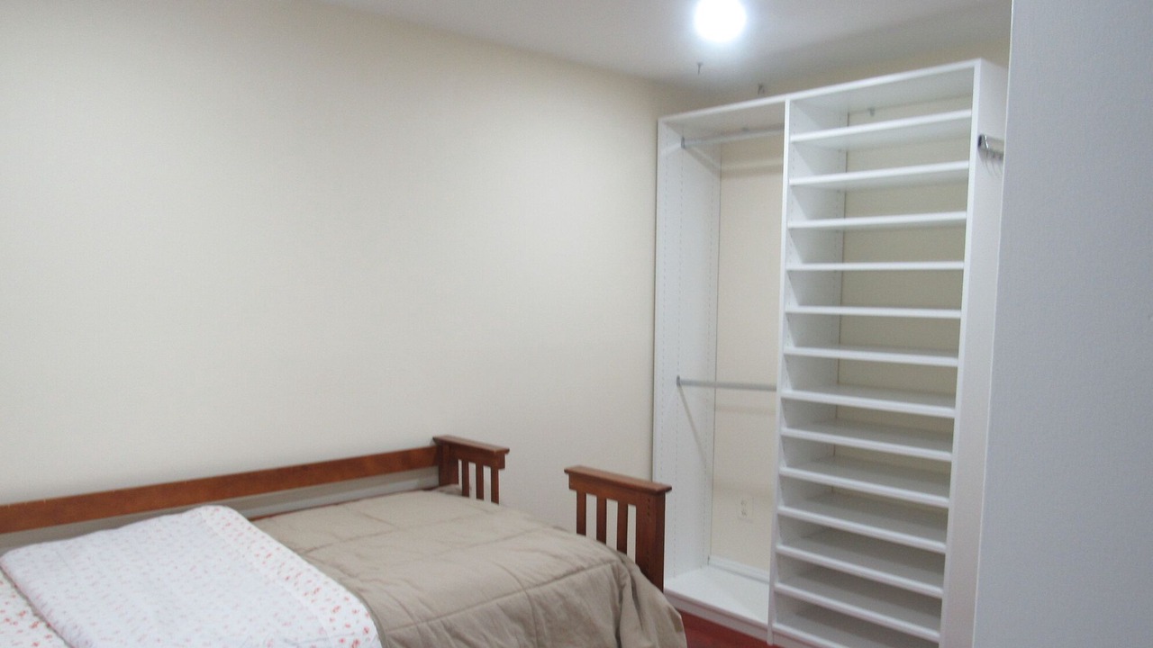 Photo of Bedroom in Aspen Hill