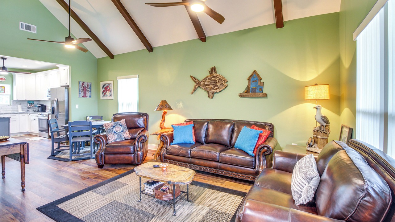 Photo of Bedroom in Midway