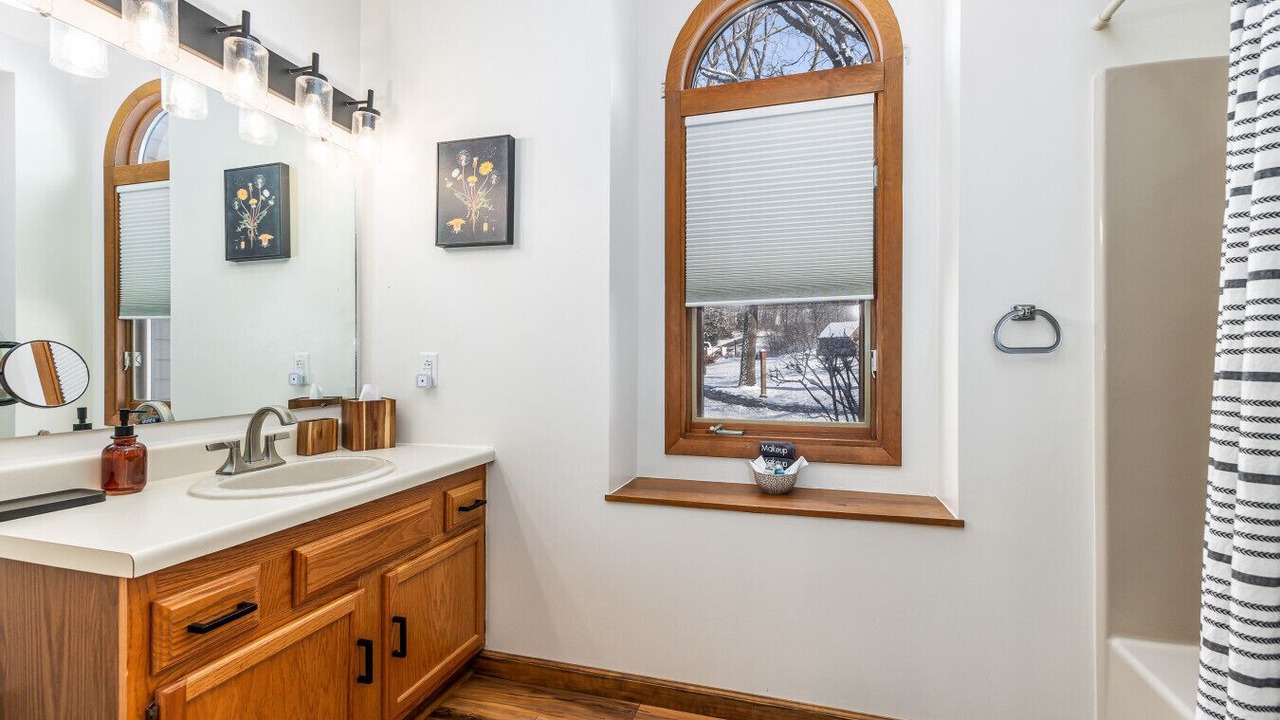 Photo of Bathroom in The Galena Territory