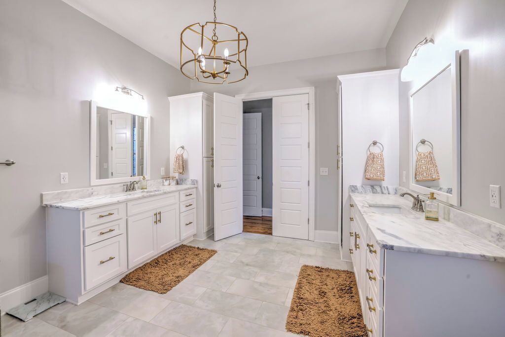 Photo of Bathroom in Appling