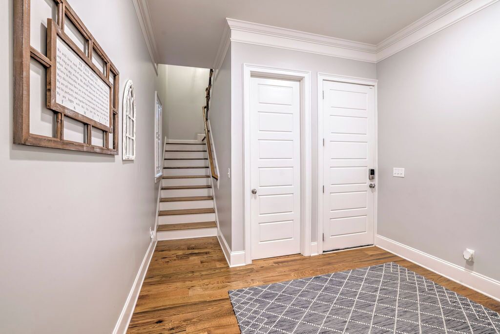 Photo of Others in Appling