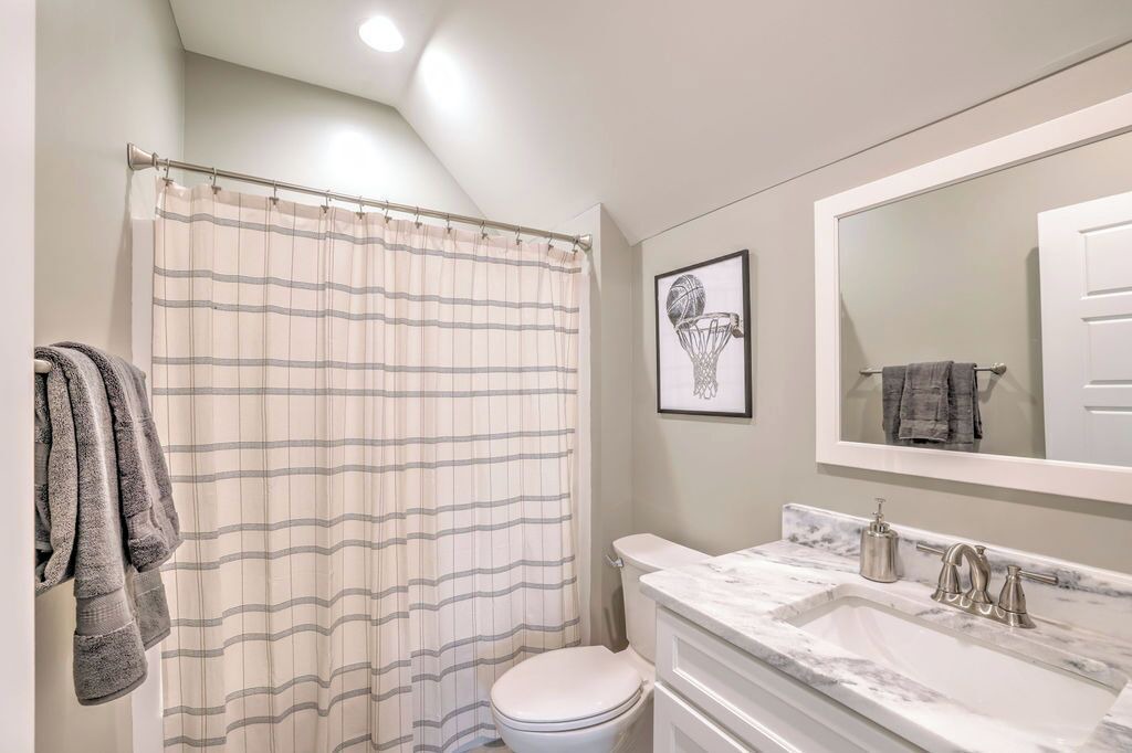 Photo of Bathroom in Appling