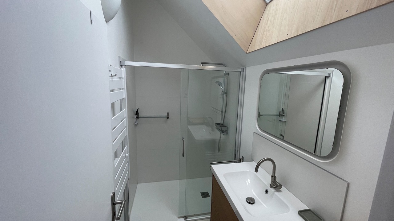 Photo of Bathroom in Plouer-sur-Rance
