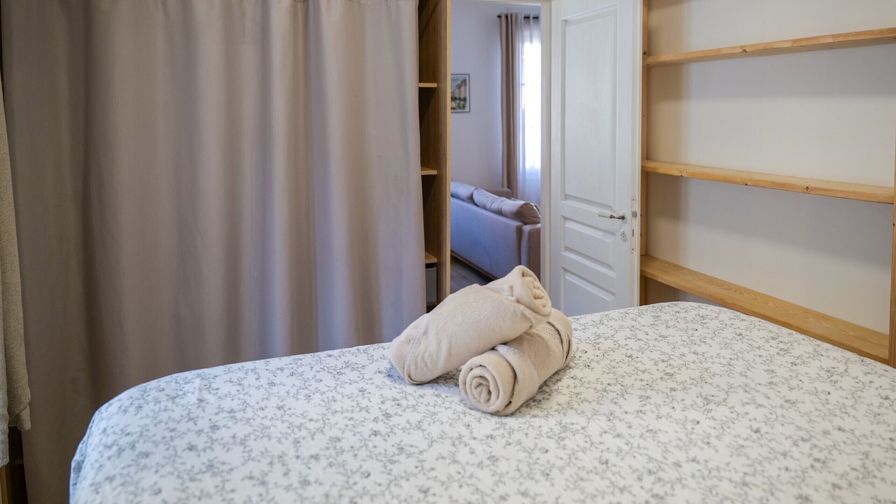 Photo of Bedroom in Downtown Angers