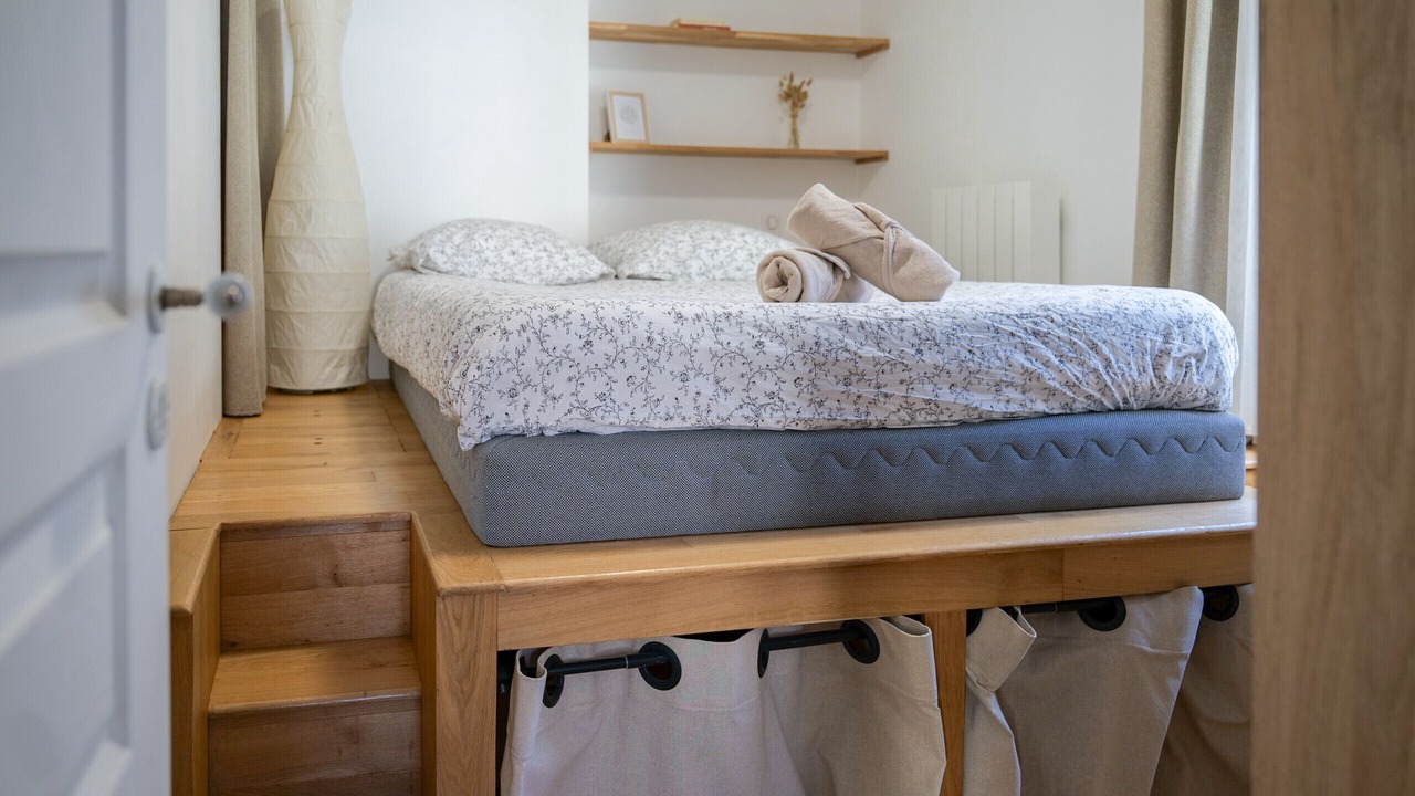 Photo of Bedroom in Downtown Angers