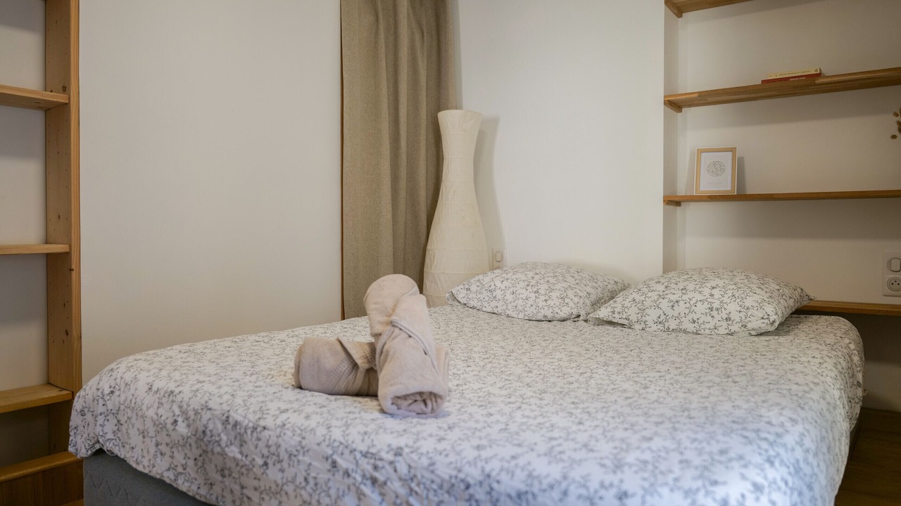 Photo of Bedroom in Downtown Angers