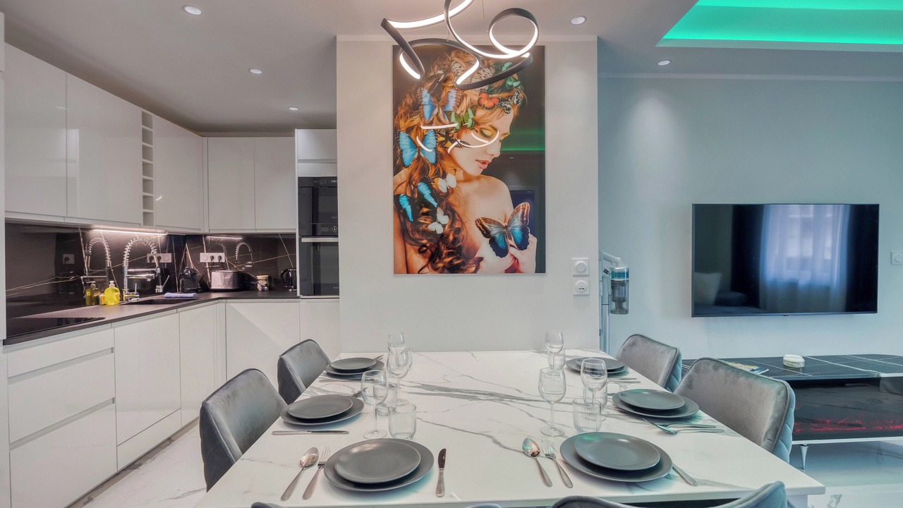 Photo of Others in Quartier Exposition-Bajatiere