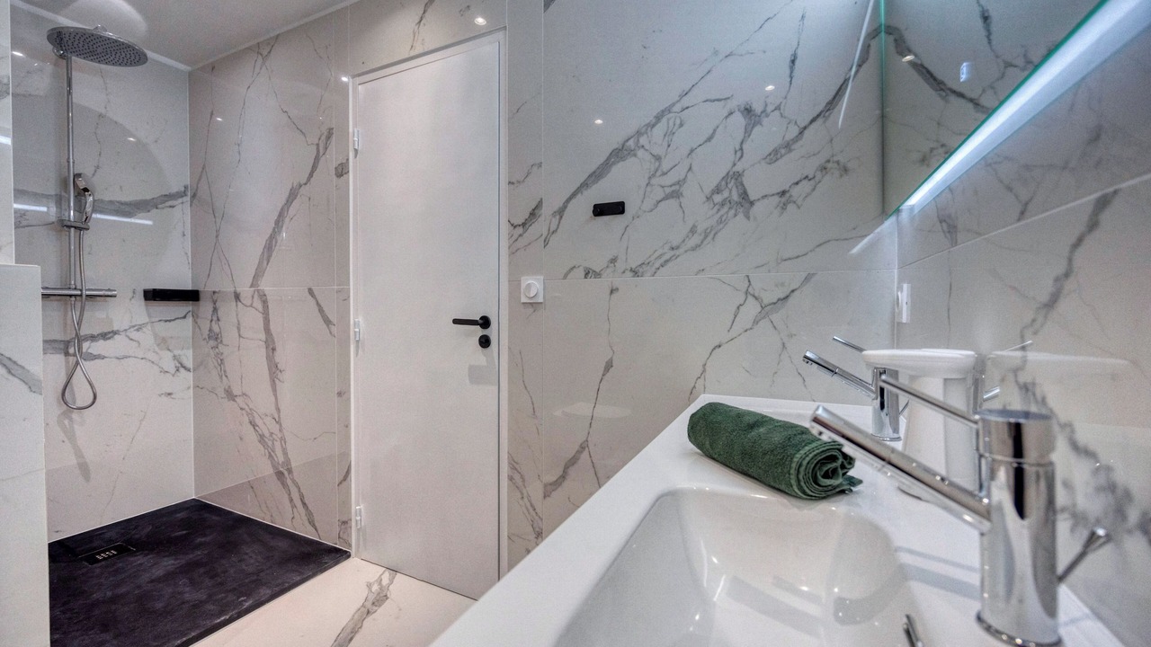 Photo of Bathroom in Quartier Exposition-Bajatiere