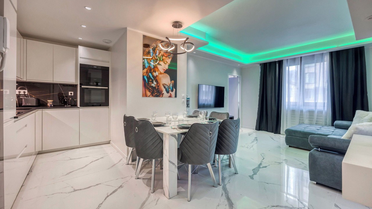 Photo of Others in Quartier Exposition-Bajatiere