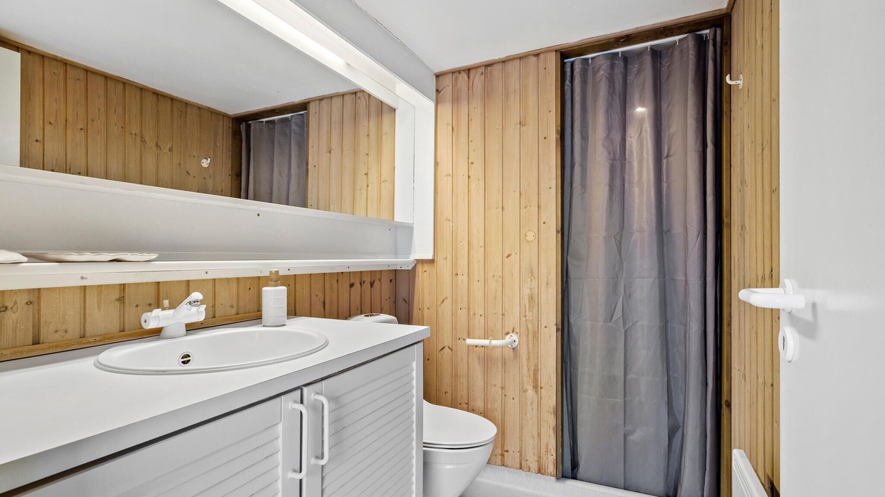 Photo of Bathroom in Haurvig