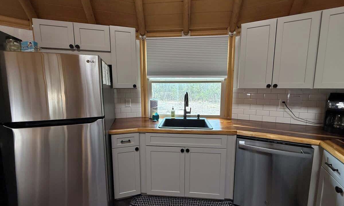 Photo of Kitchen in Canyon Lake