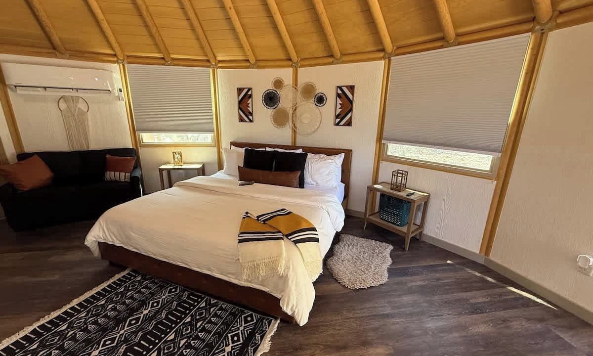 Photo of Bedroom in Canyon Lake
