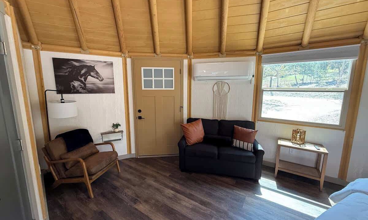 Photo of Livingroom in Canyon Lake
