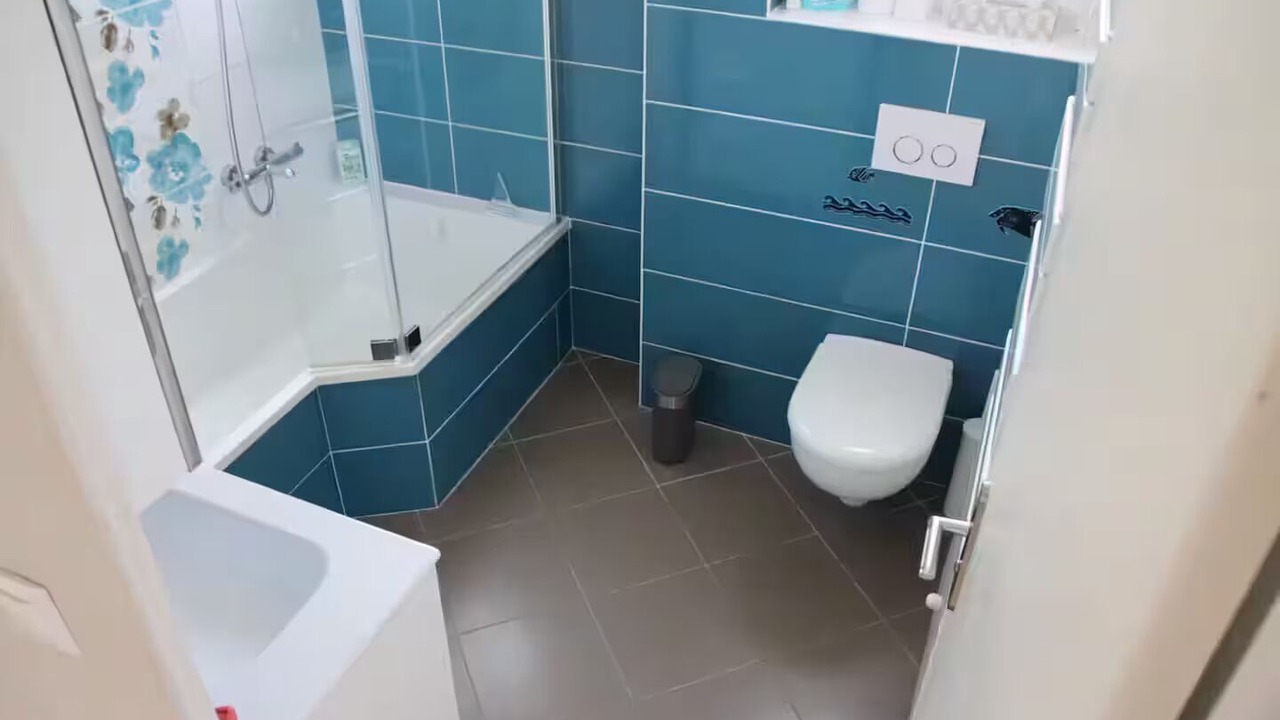 Photo of Bathroom in Pont Rousseau