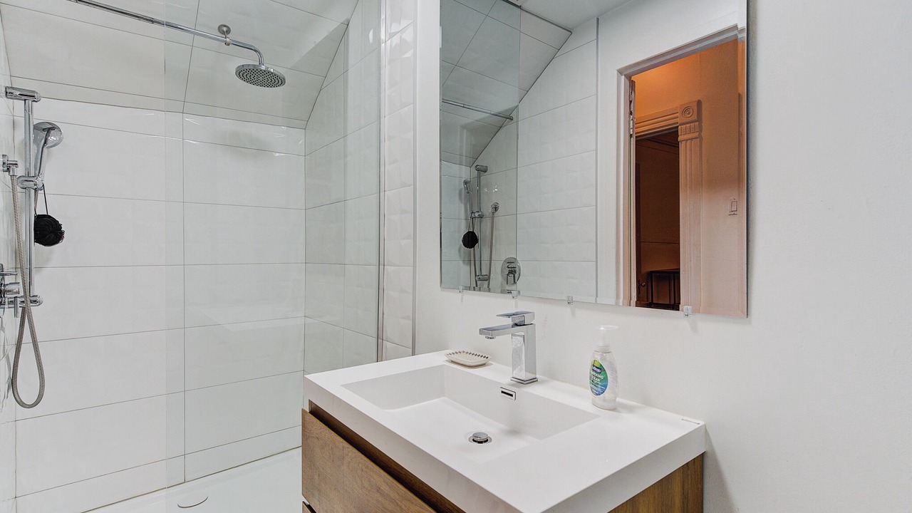 Photo of Bathroom in Sainte-Marie