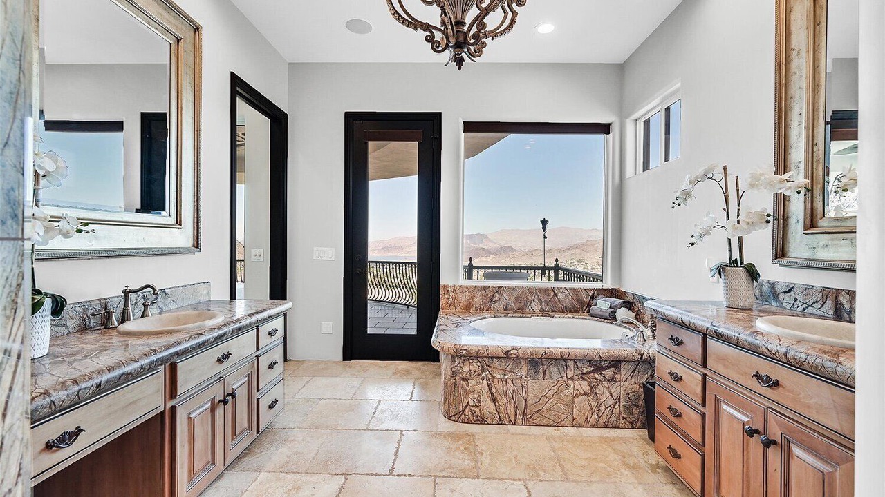 Photo of Bathroom in Boulder City
