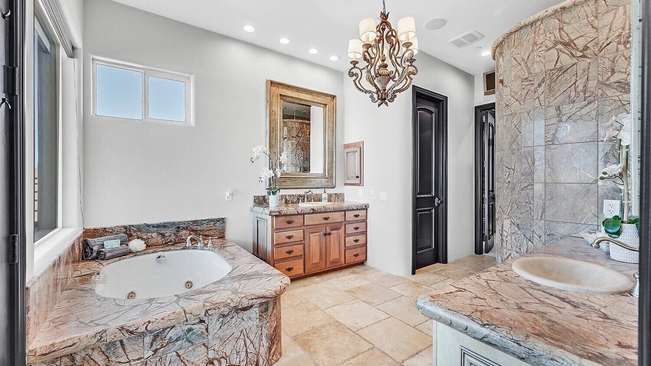 Photo of Bathroom in Boulder City