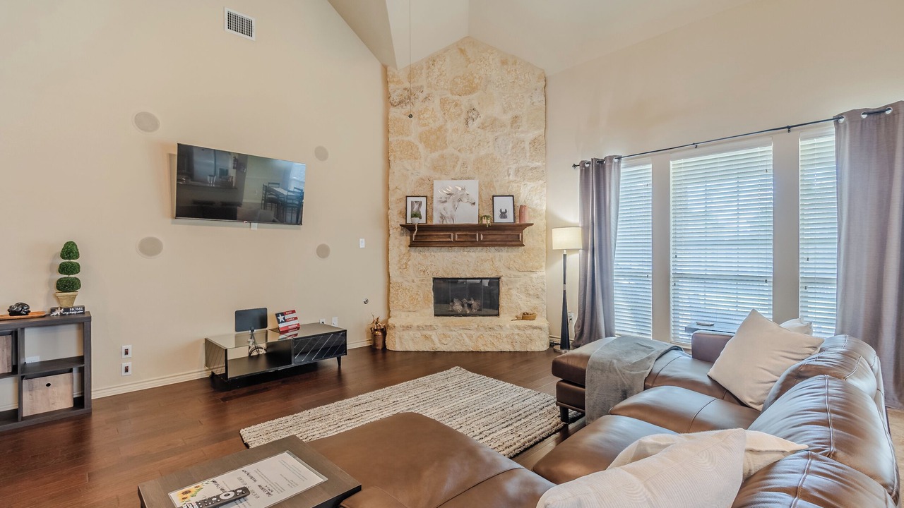 Photo of Livingroom in South Arlington