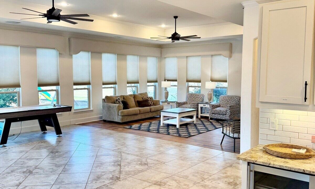 Photo of Livingroom in Pilot Point