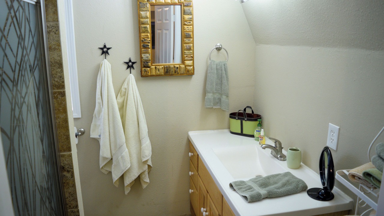 Photo of Bathroom in Jeddo