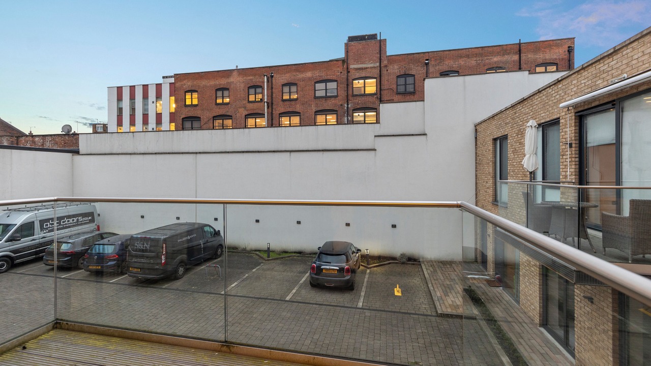 Photo of Outdoor in Parsons Green and Walham