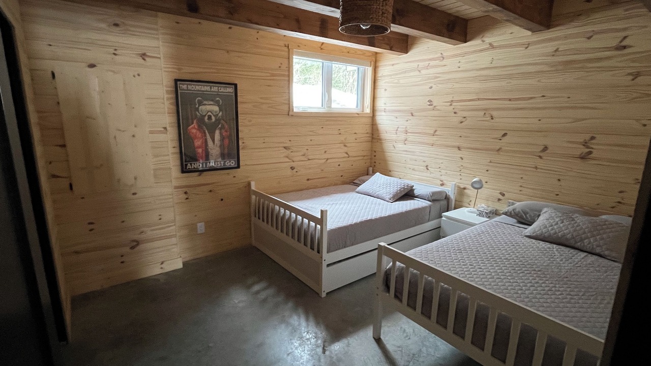 Photo of Bedroom in L'Anse-Saint-Jean