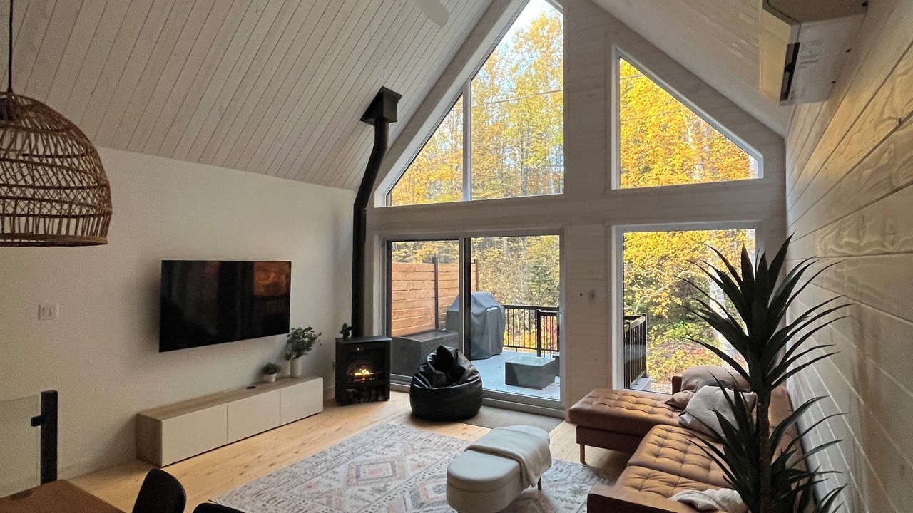 Photo of Livingroom in L'Anse-Saint-Jean