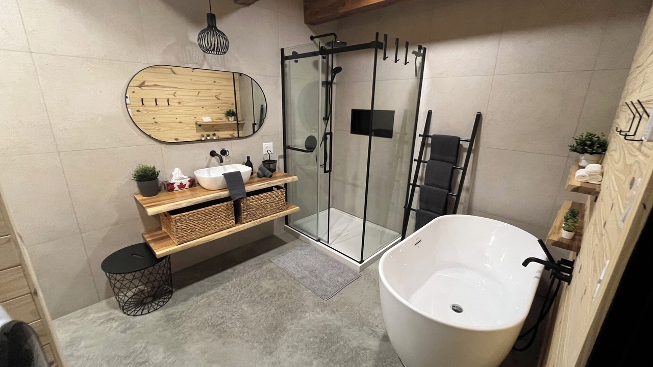 Photo of Bathroom in L'Anse-Saint-Jean