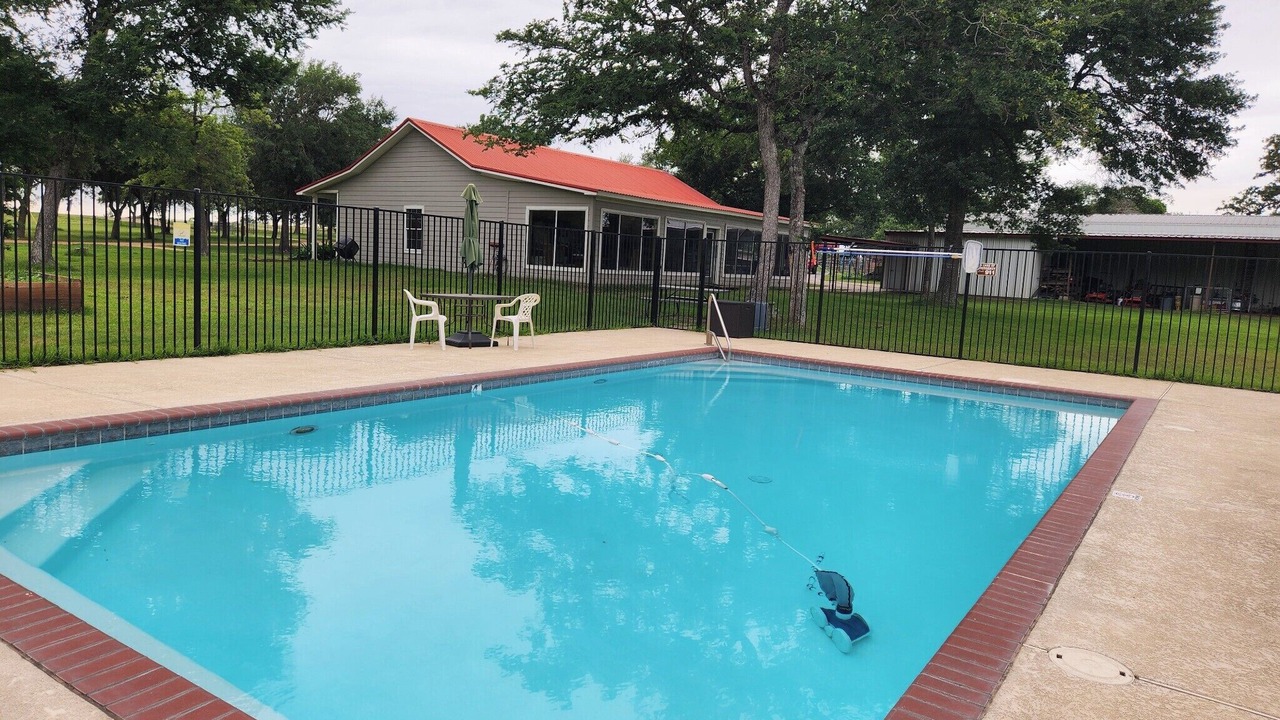 Photo of Outdoor in Hempstead