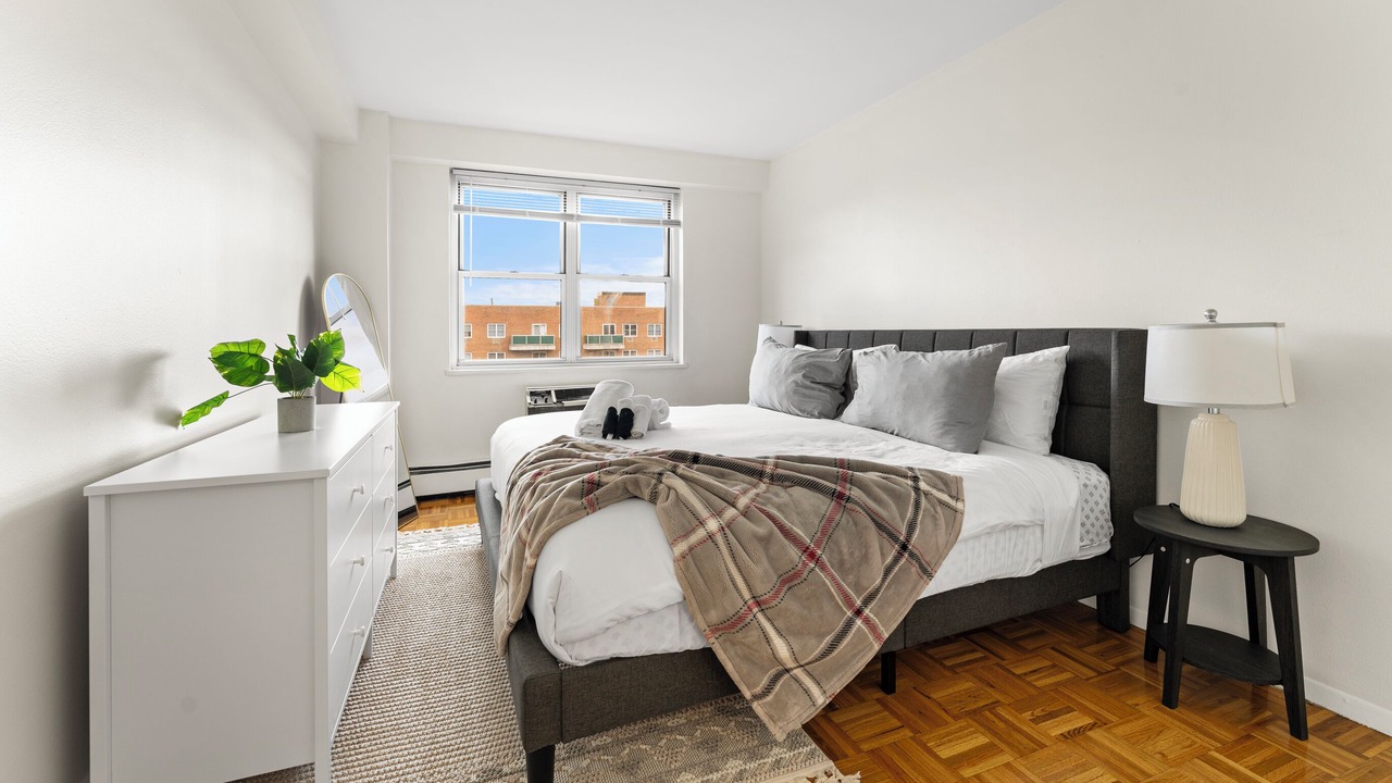 Photo of Bedroom in North Brookline