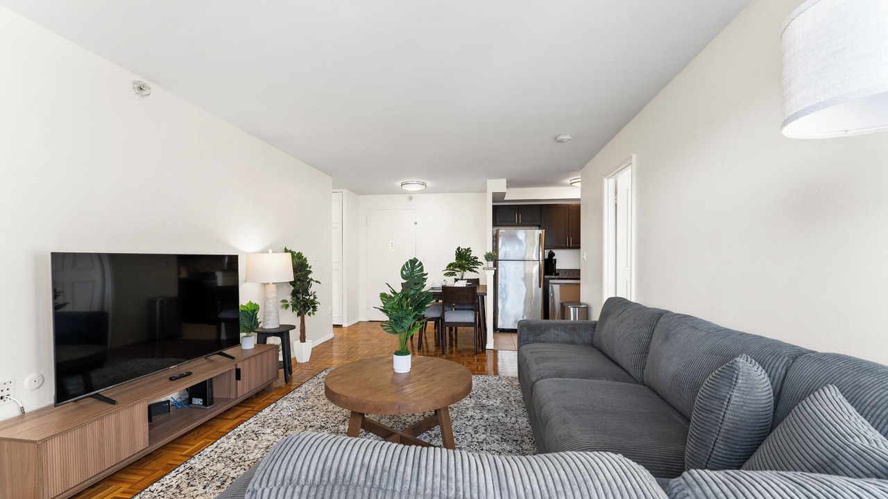 Photo of Livingroom in North Brookline