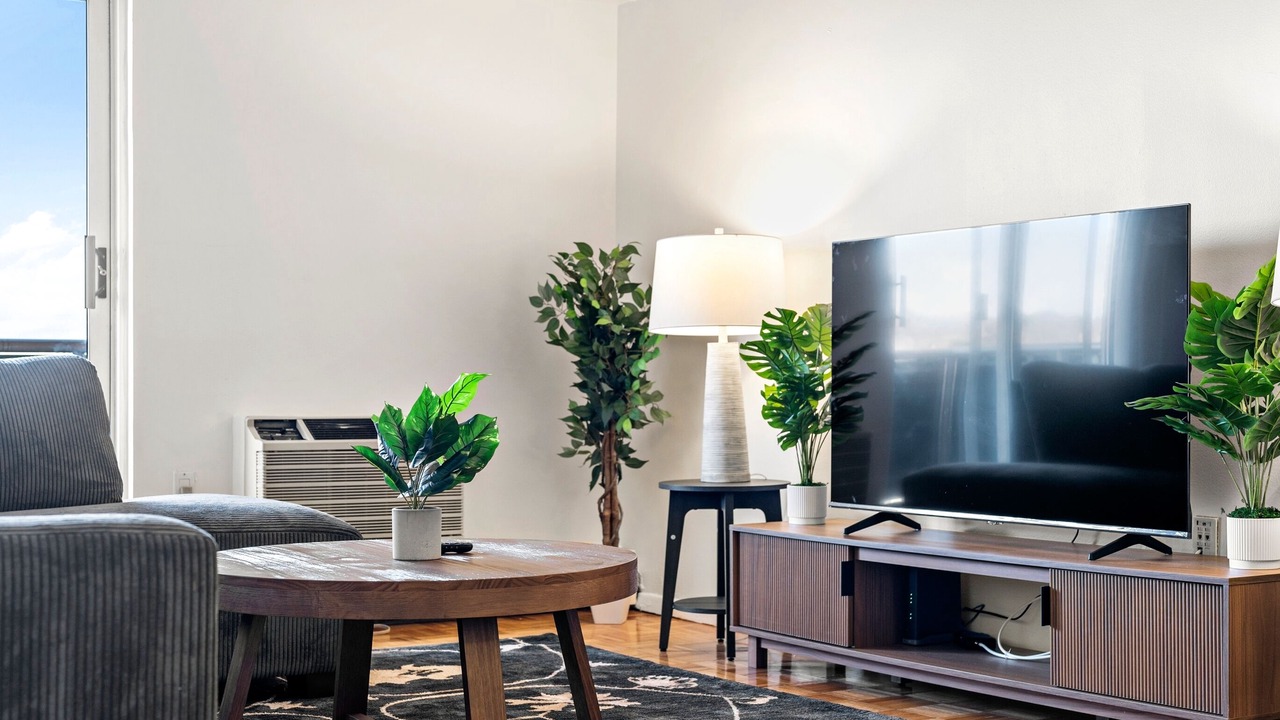 Photo of Livingroom in North Brookline