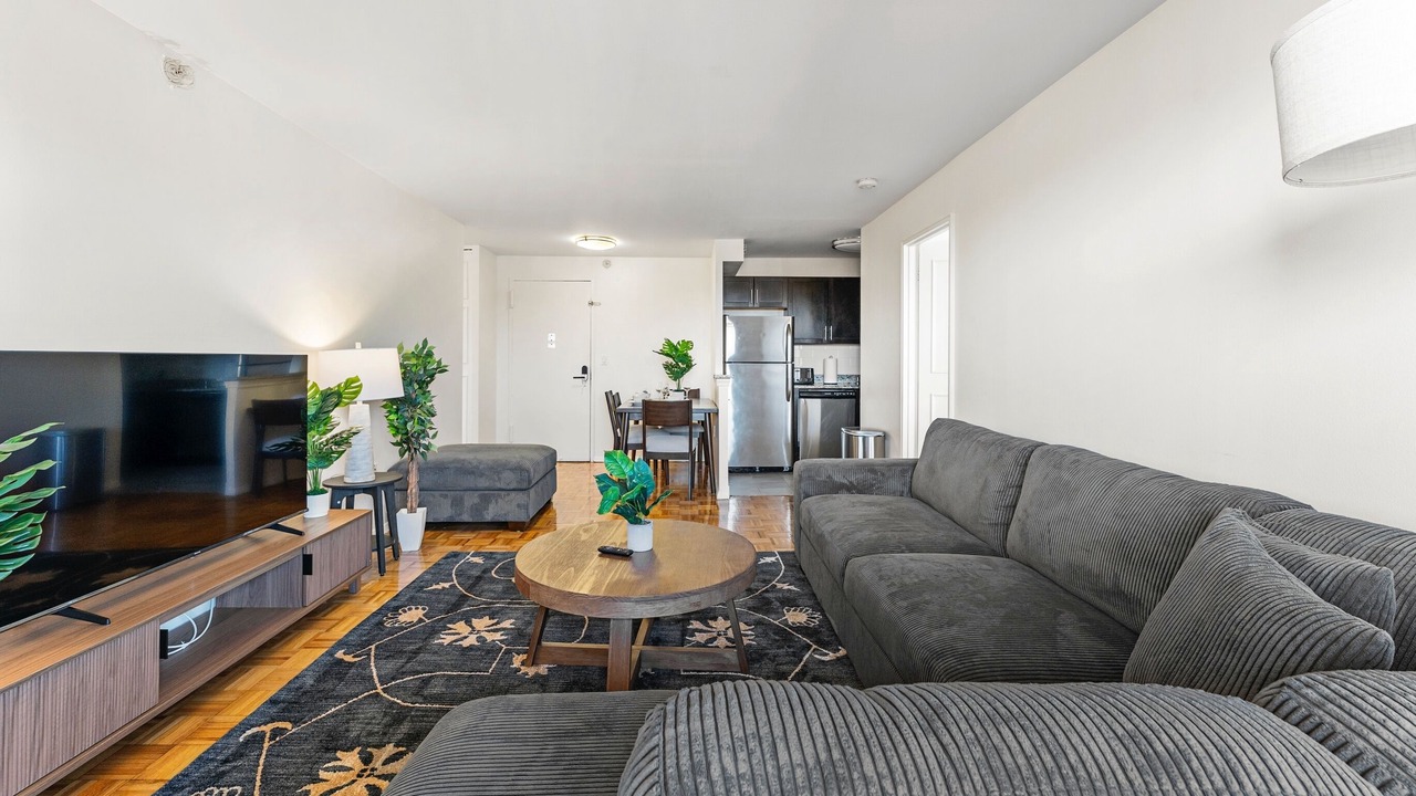 Photo of Livingroom in North Brookline