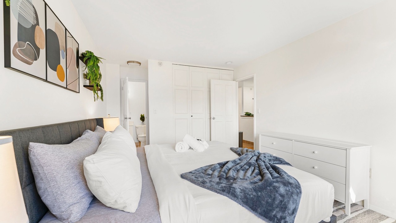 Photo of Bedroom in North Brookline