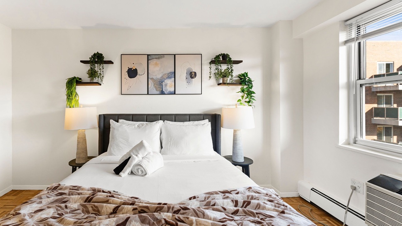 Photo of Bedroom in North Brookline