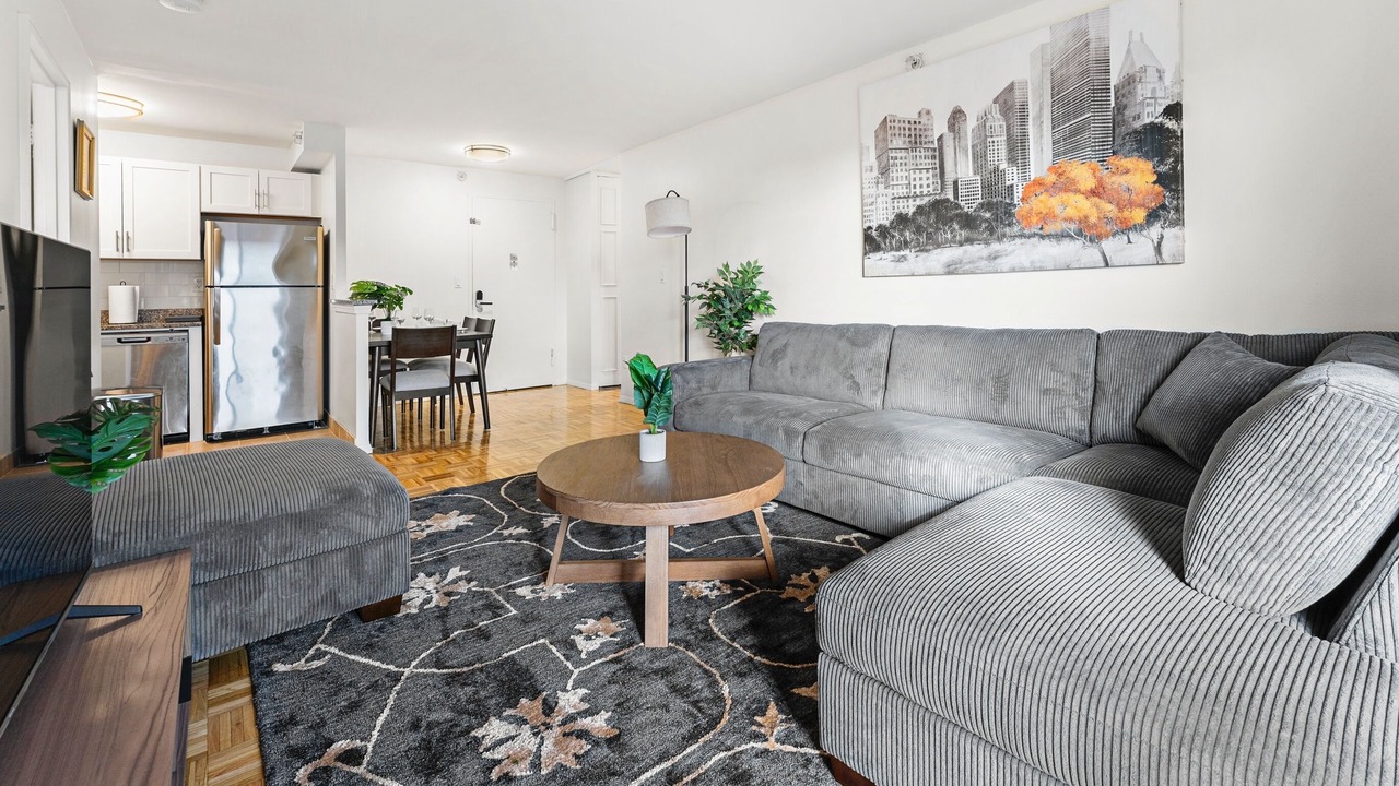 Photo of Livingroom in North Brookline