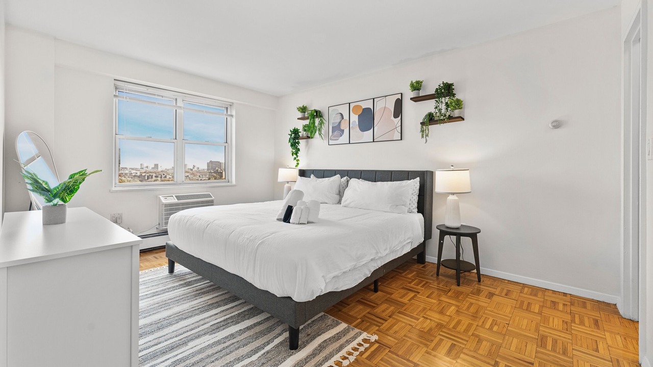 Photo of Bedroom in Longwood