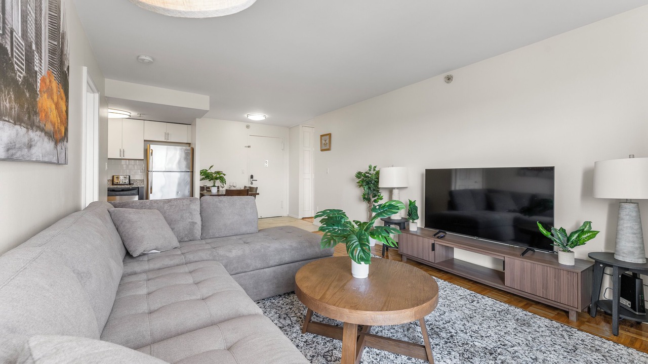 Photo of Livingroom in Longwood